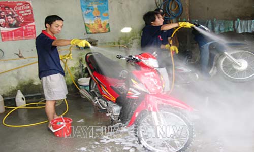 cách rửa xe máy