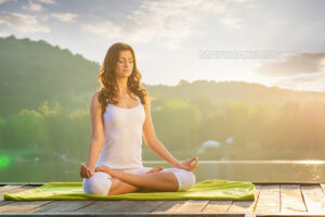 Yoga và ngồi thiền là cách để khám phá nội tâm